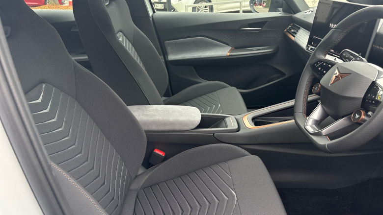 CUPRA Born 170kW e-Boost V1 59kWh 5dr Auto Electric Hatchback